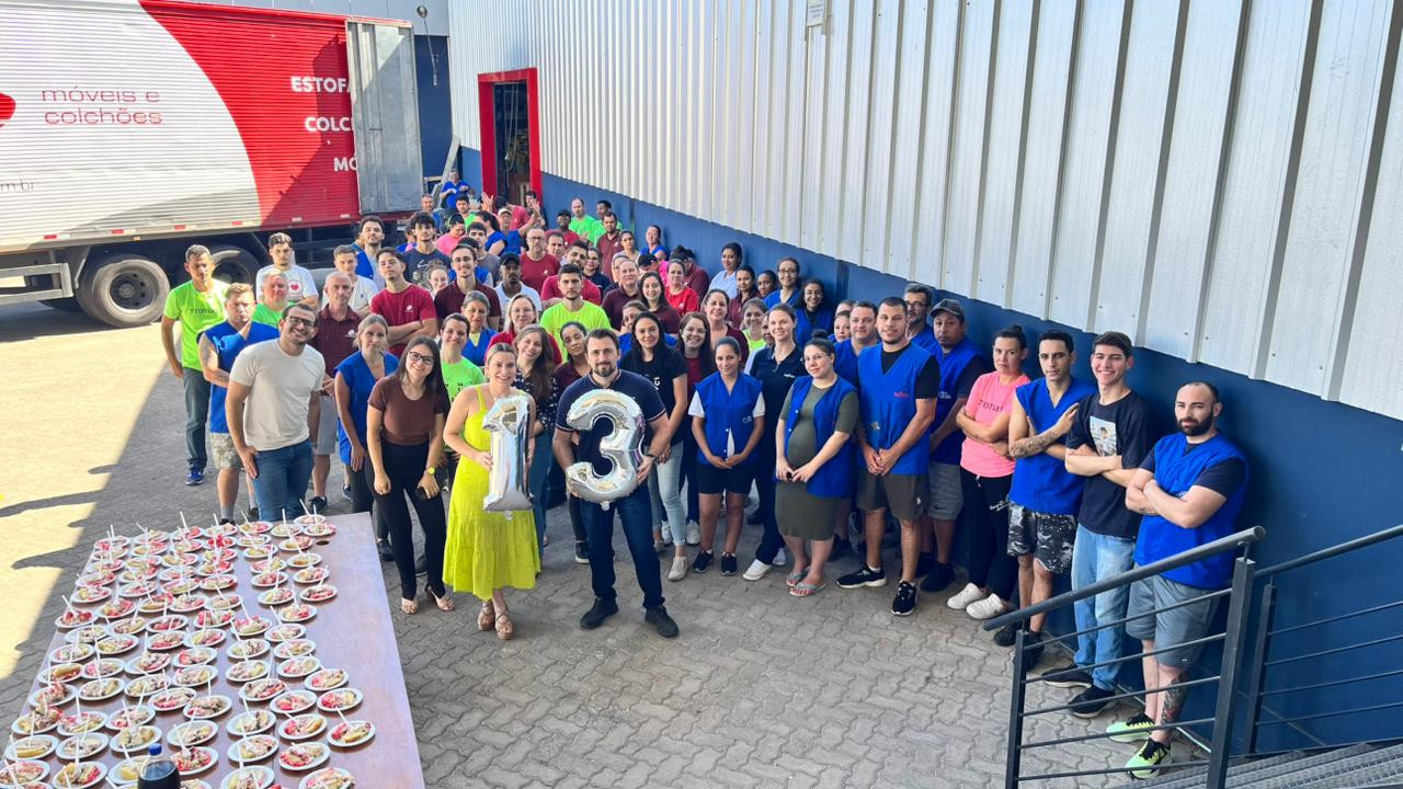 Top Bojos completa 13 anos